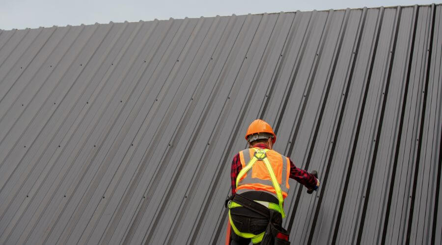 Expert new roof installation services in Leesburg, OH